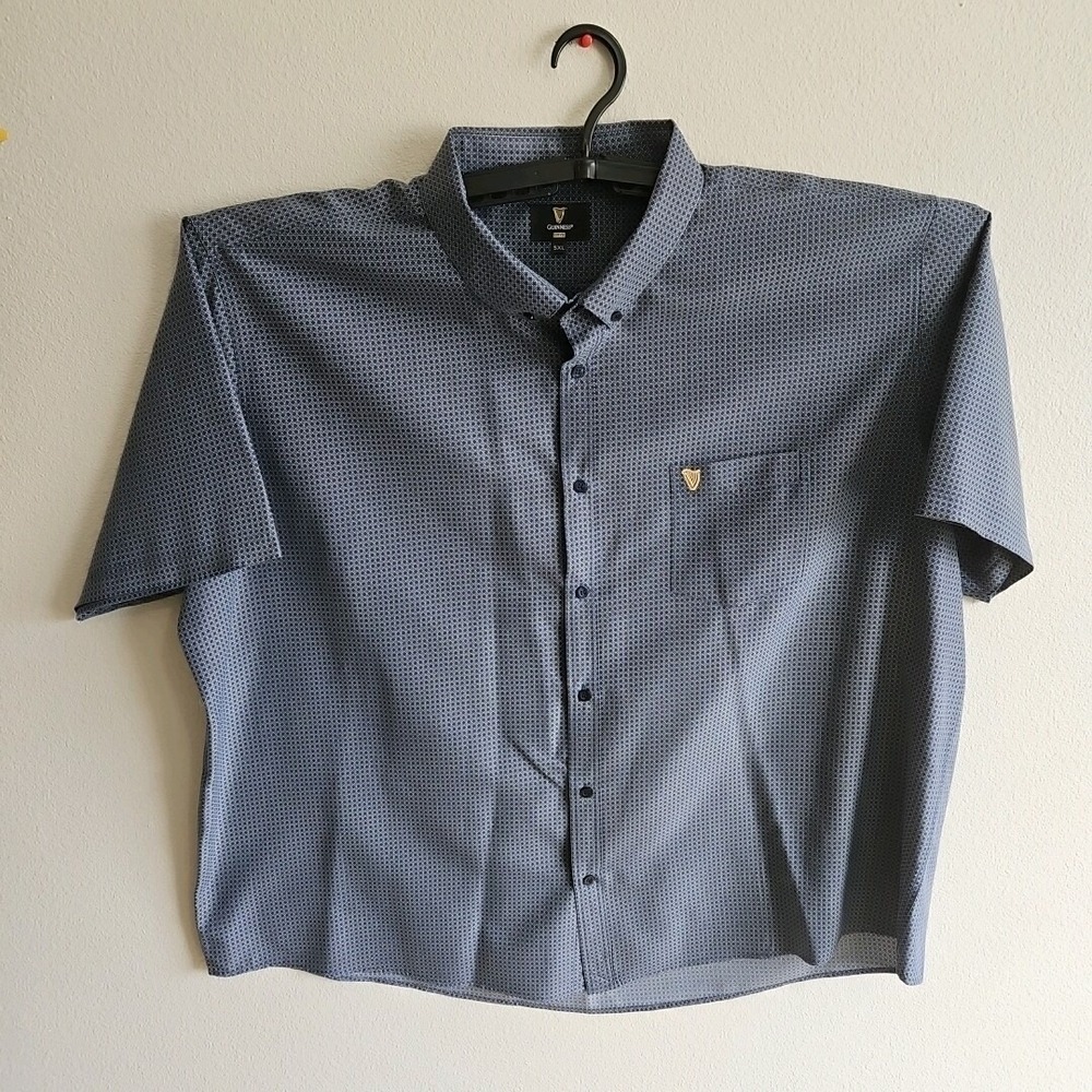Guinness Button Down‎ Shirt Men's Size 5XL Blue White Beer Short Sleeve